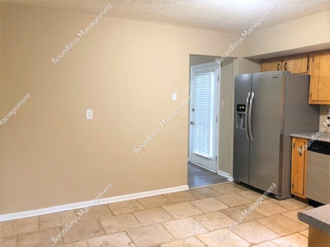 Building Photo - 1066 Redan Trail Ct