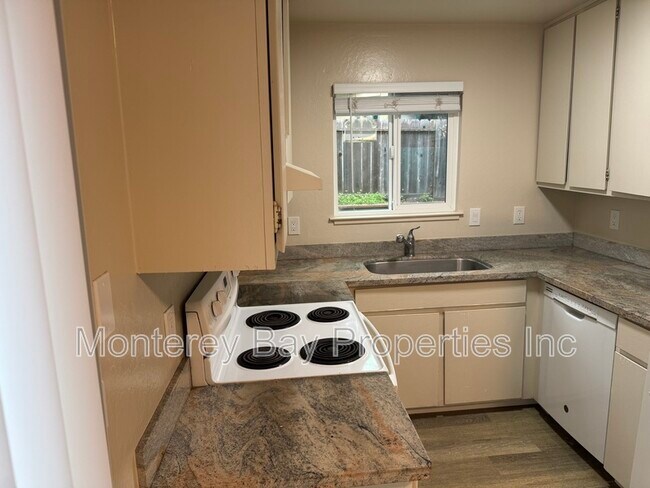 Building Photo - 3401 Mission Dr