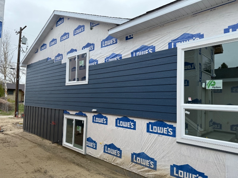 Building Photo - 1327 Lynn Ave