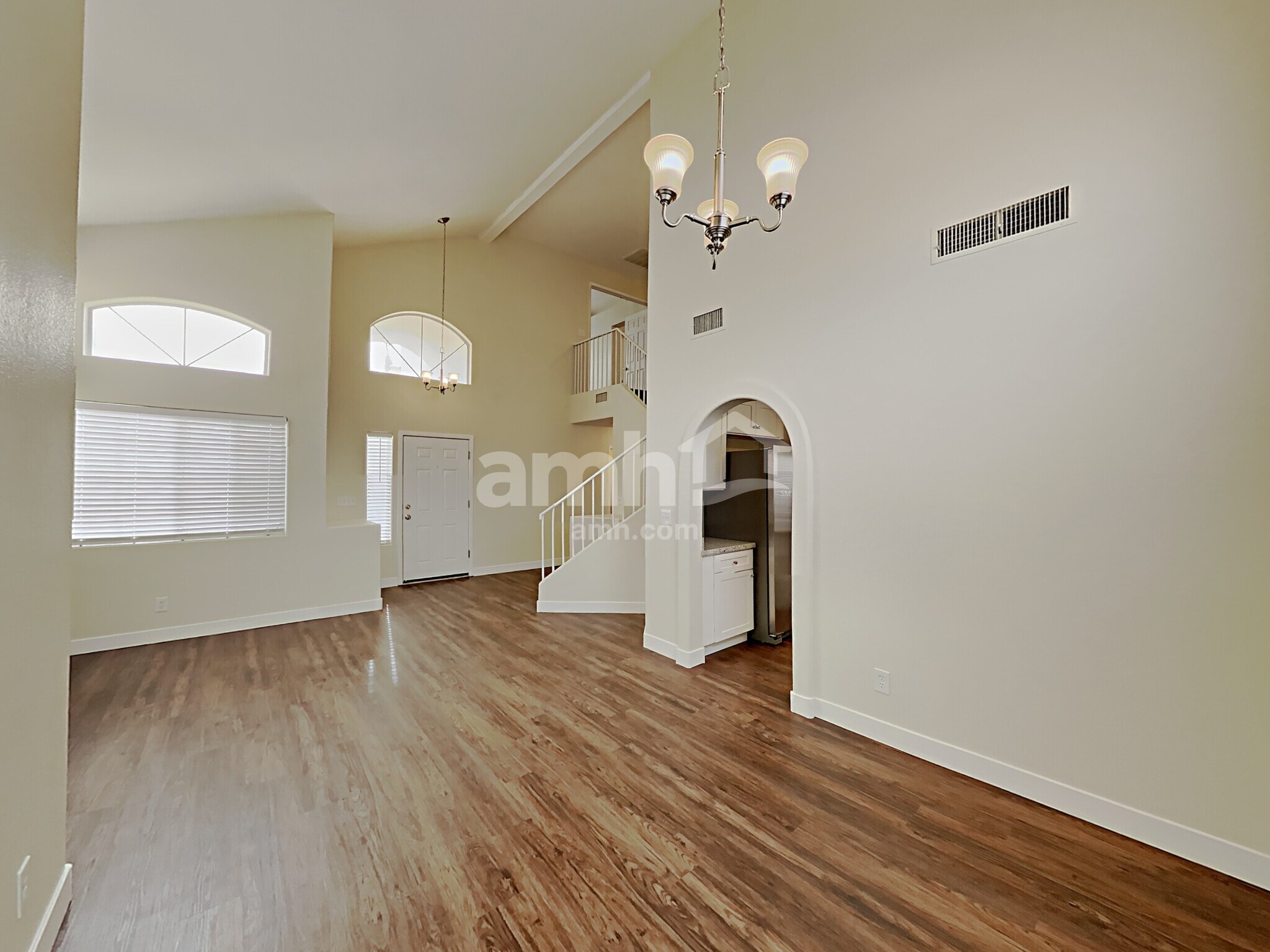 Building Photo - 6920 White Lakes Ave