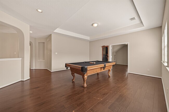 Building Photo - 8110 Clearwater Crossing