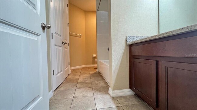 Building Photo - 13324 Longacre Dr