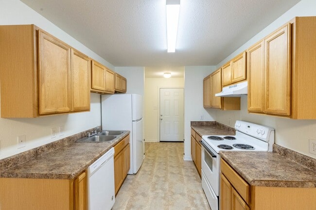 Building Photo - 3 Bedroom 2 Bath - D'Iberville