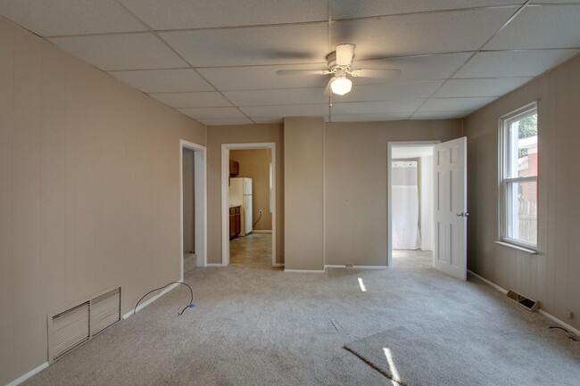 Building Photo - Remodeled 3 Bedroom Home for Rent!