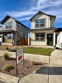 Building Photo - Bright & Modern in NW Redmond