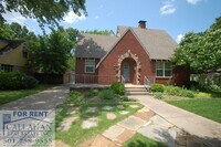 Building Photo - Park Hill 3 bedroom home