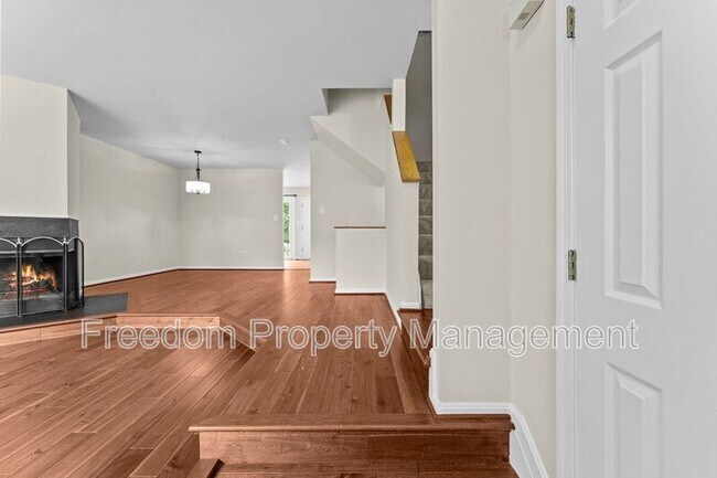 Building Photo - 8644 Sanderling Dr