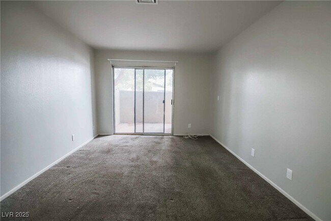 Building Photo - 7019 Grassy Knoll St
