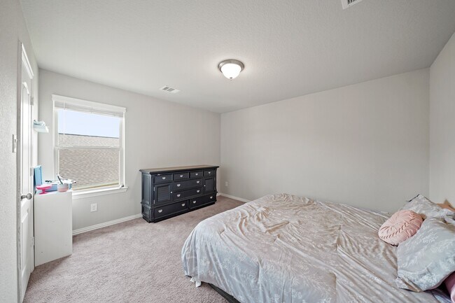 Building Photo - 7410 Arabian Moon Trail