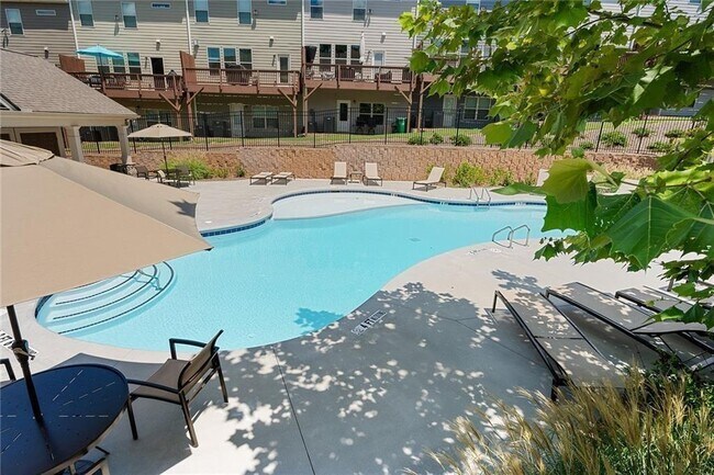 Building Photo - 1397 Live Oak Ln