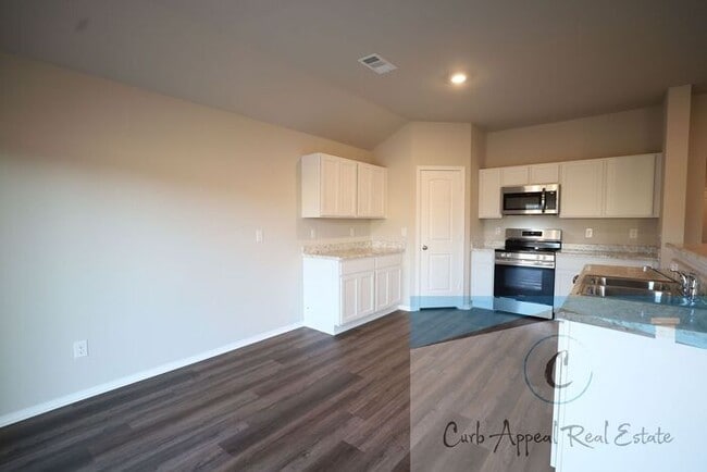 Building Photo - Move in special $800!! New construction in Jonesboro - beautiful 3 bed / 2 bath home - Nettleton!