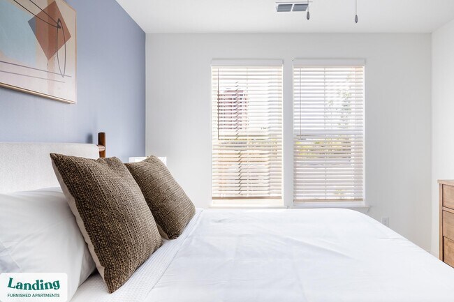 Building Photo - 3299 Loop Rd