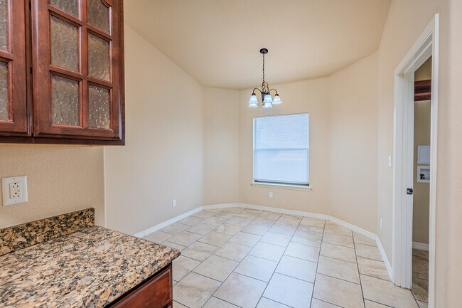 Building Photo - 14381 Alma Point Dr