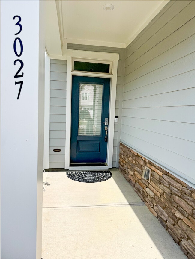 Building Photo - 3027 Dunnock Dr