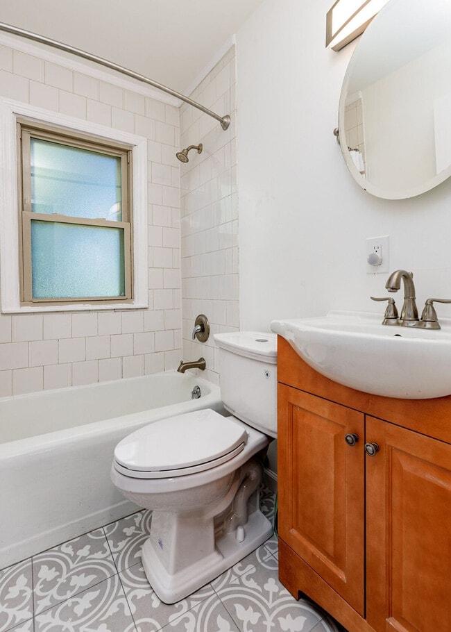 Building Photo - 4423 Vance Ave