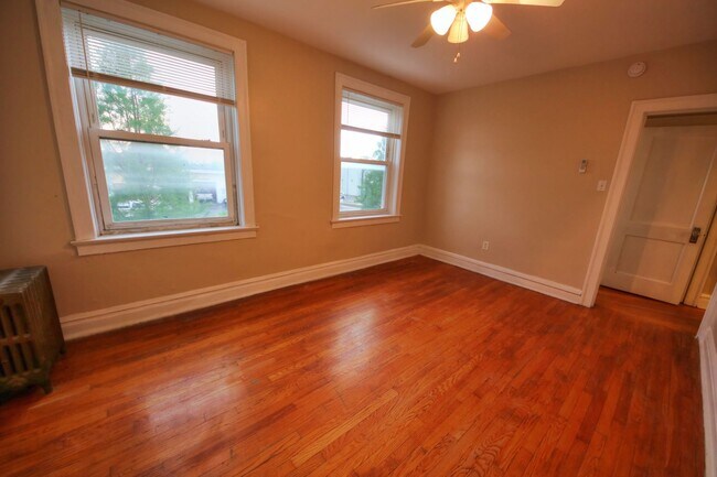 Building Photo - 4415-4423 S. Kingshighway Blvd.