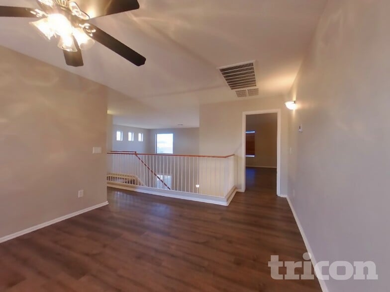 Building Photo - 21650 Dietz Dr