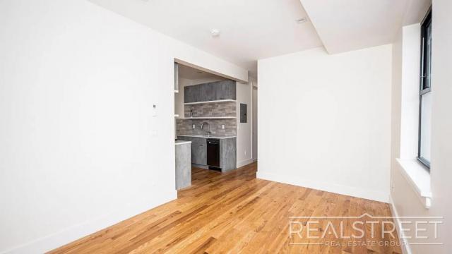 Building Photo - 3 bedroom in BROOKLYN NY 11213