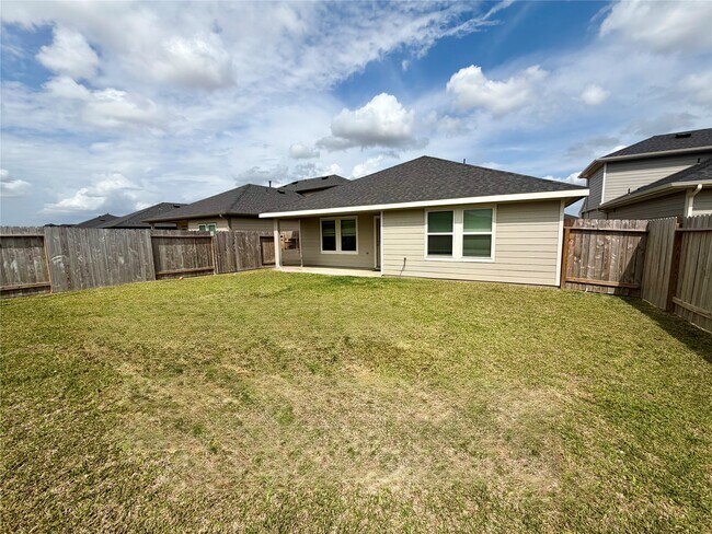 Building Photo - 31119 Brightwell Bnd