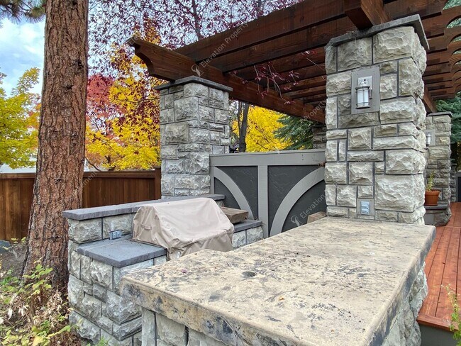 Building Photo - Coming Soon – NorthWest Crossing Corner Lo...