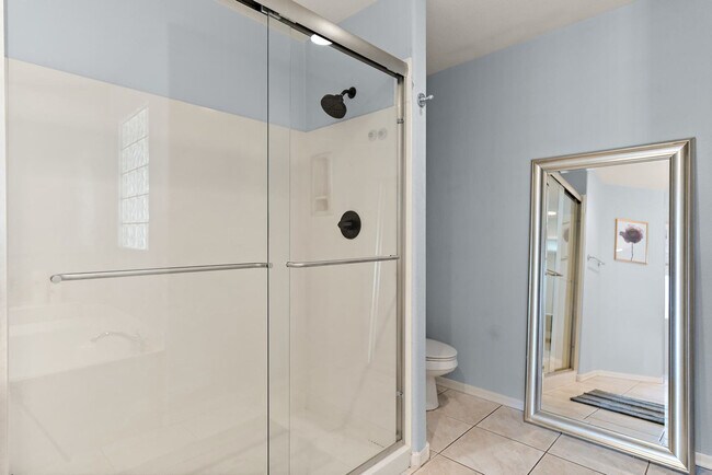 Building Photo - 4301 N 21st St