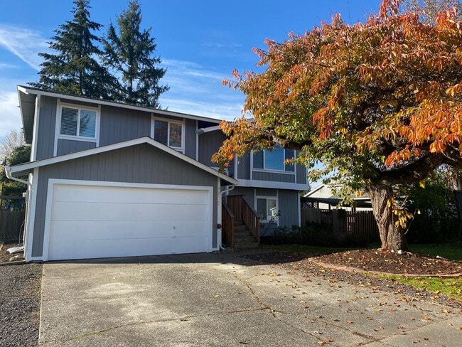 Building Photo - 4bd/1.75ba Carnation House