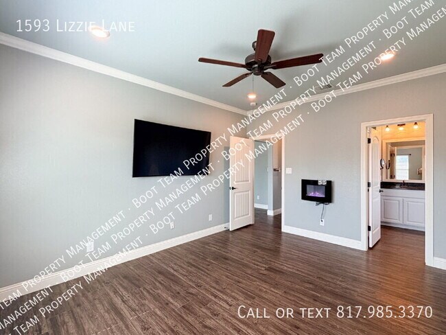 Building Photo - 1593 Lizzie Ln