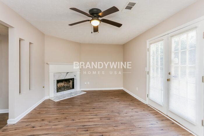 Building Photo - 5222 Biffle Rd