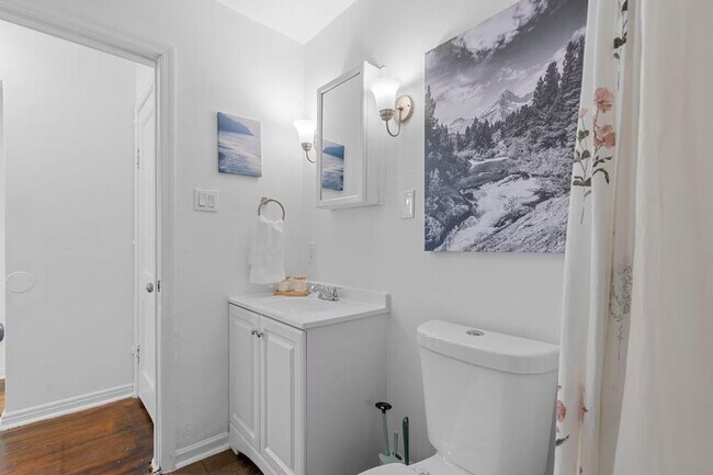 Building Photo - 6563 Julian Ave