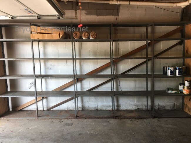 Building Photo - Goodlettsville - Duplex 2 Bedroom 1.5 Baths