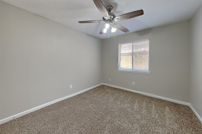 Building Photo - 2314 Pebbledowne Cir