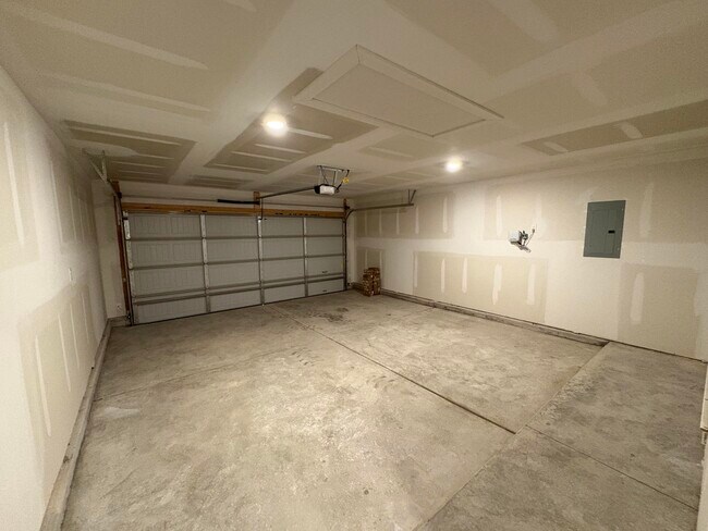 Building Photo - 2205 134th St