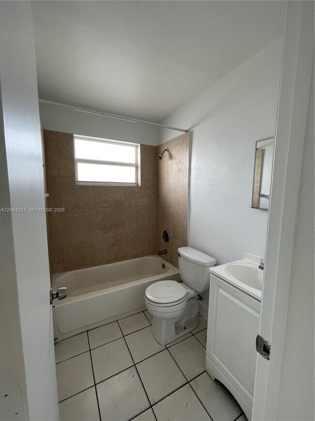Building Photo - 1243 NW 61st St