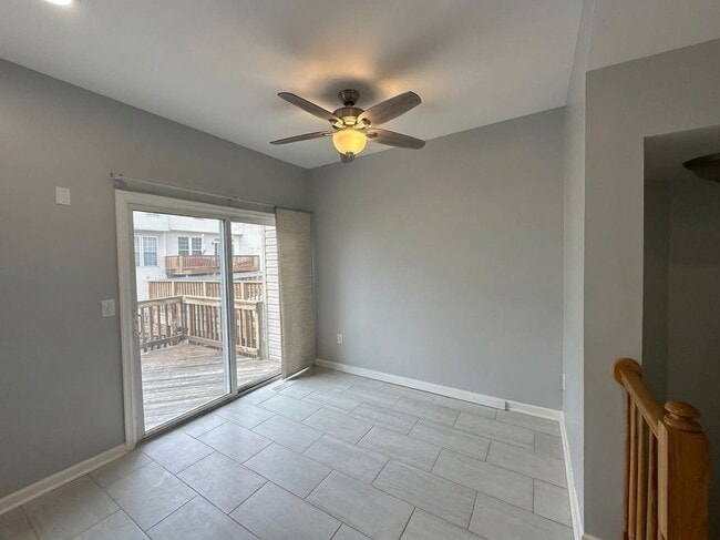 Building Photo - 7866 Dogue Indian Cir