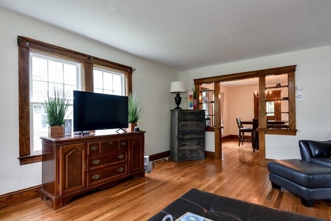 Building Photo - 45 Belvidere Ave