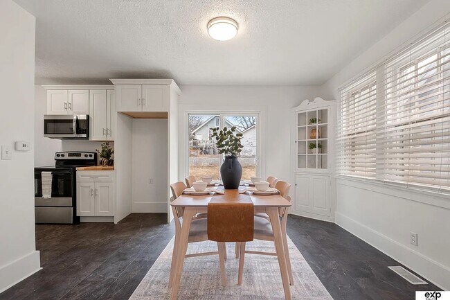 Building Photo - 2717 N 48th Ave