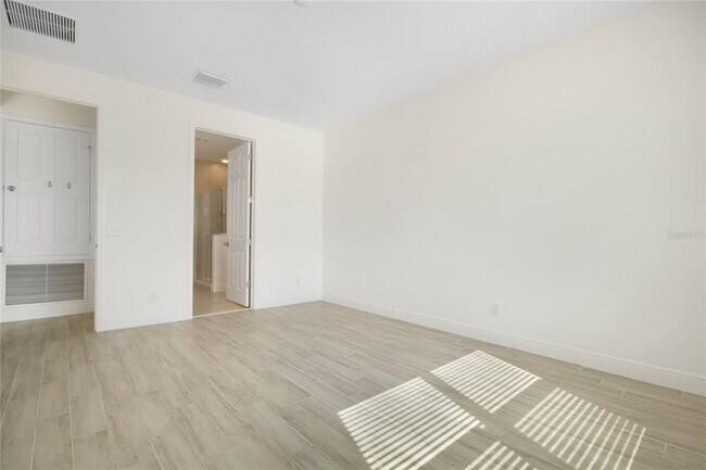 Building Photo - 2989 Nottel Dr