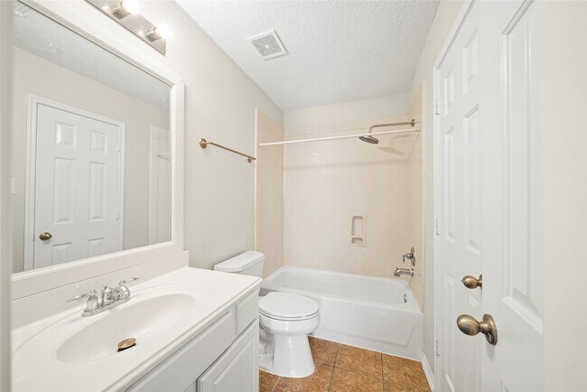 Building Photo - 8306 Golden Harbor