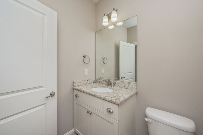 Building Photo - Modern 4-Bedroom Home with Designer Touches in the Heart of Niceville