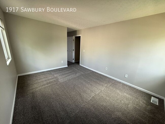 Building Photo - 1917 Sawbury Blvd