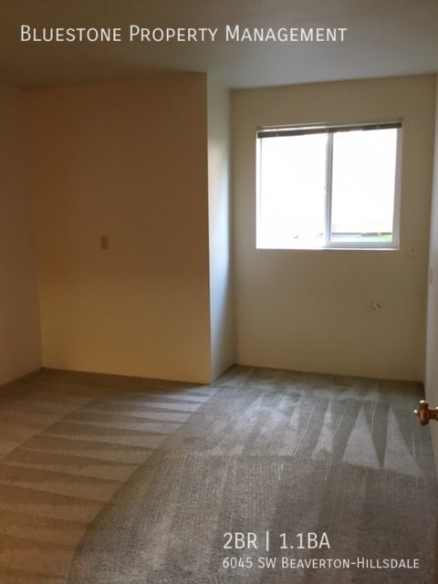 Building Photo - 6045 SW Beaverton-Hillsdale-