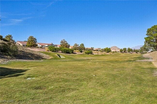 Building Photo - 2504 Youngdale Dr