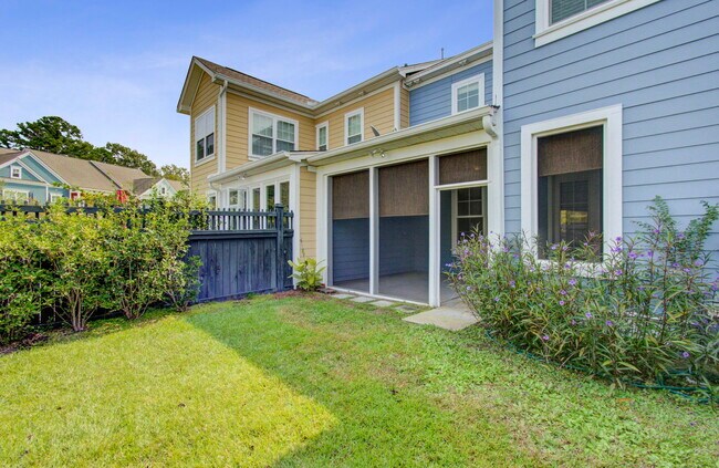 Building Photo - 2005 Kings Gate Ln