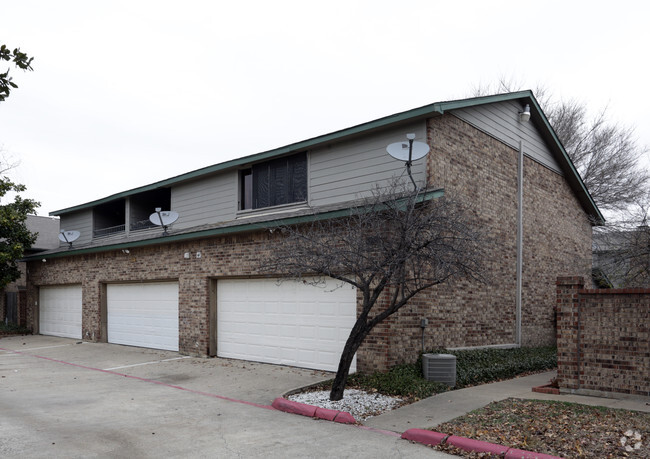 Kendalwood - Garland, TX | Apartment Finder