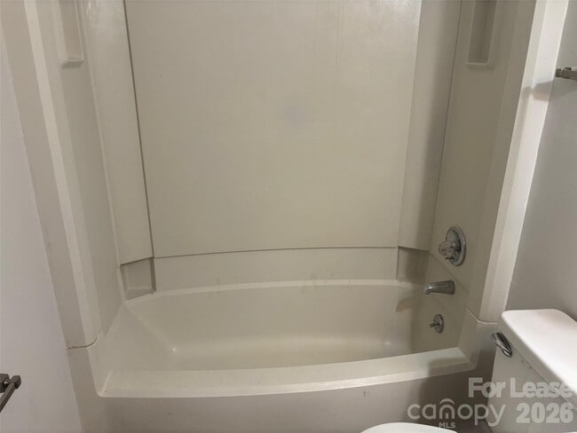 Building Photo - 11029 Harrowfield Rd