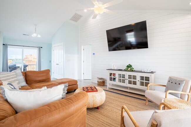 Building Photo - PLAN AND SECURE YOUR WINTER GETAWAY NOW, W...