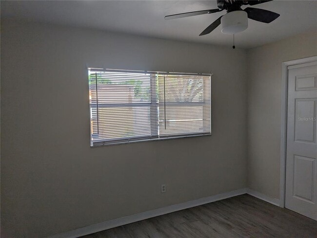 Building Photo - 8944 TEMPLE TERRACE Hwy