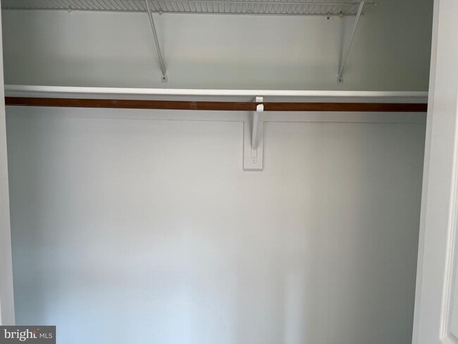 Building Photo - 12149 Salemtown Dr