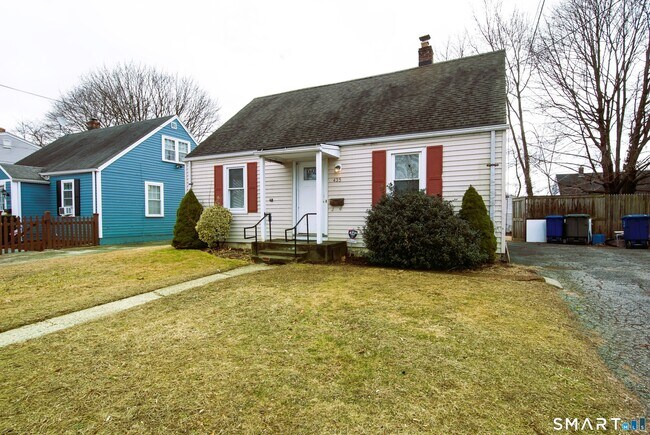 Building Photo - 435 Ruth St