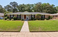 Building Photo - 4217 Spring Valley Dr S